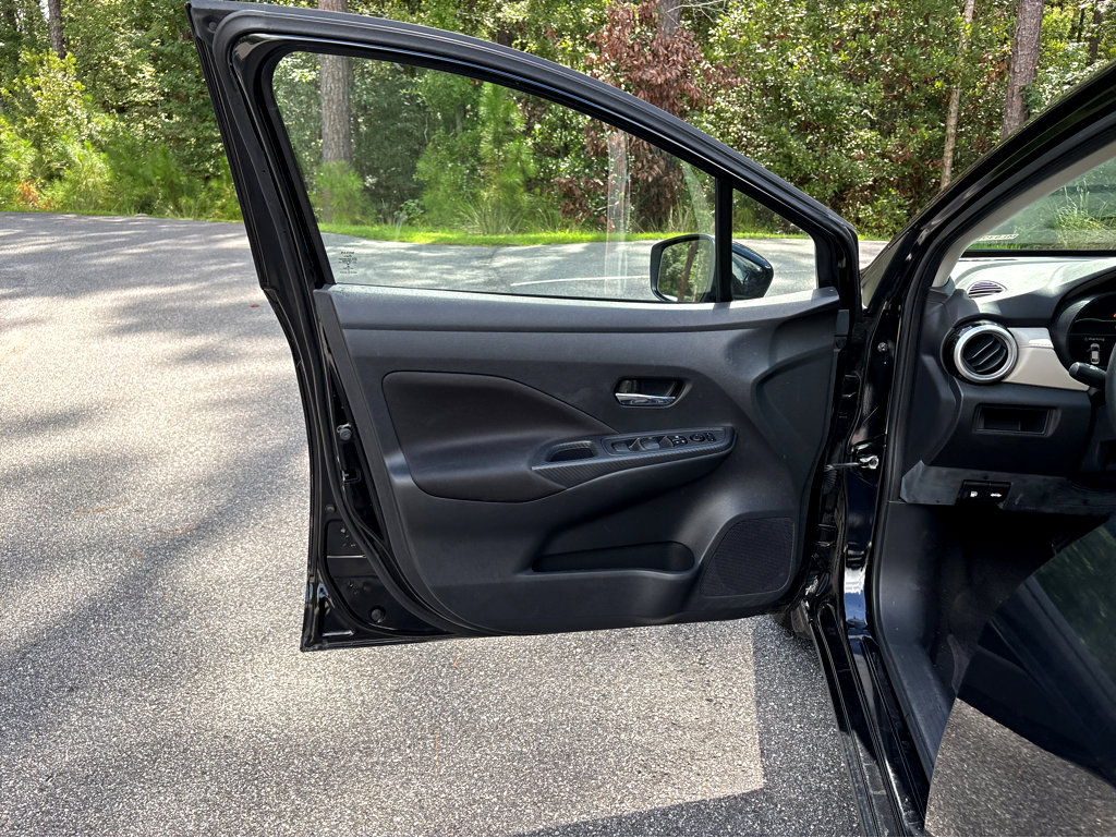 2021 Nissan Versa 1.6 SV photo 16