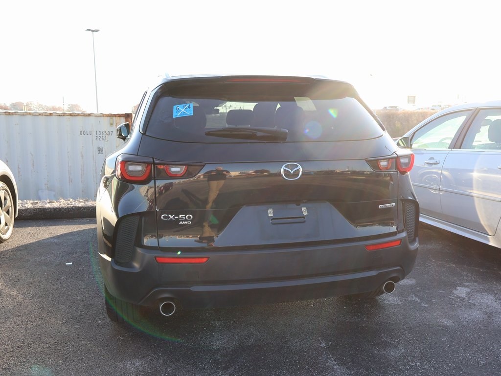 2024 Mazda CX-50 2.5 S Preferred photo 2