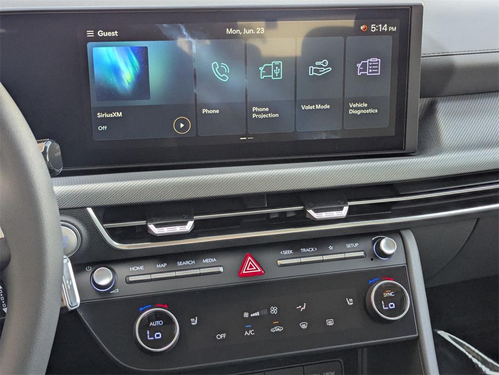2025 Hyundai Sonata SEL photo 22