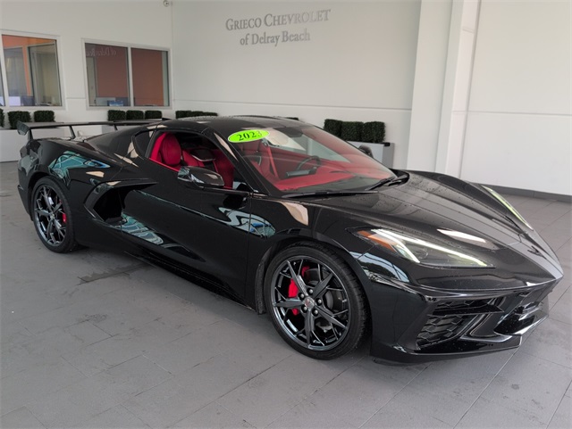 2023 Chevrolet Corvette Stingray 3LT photo 2