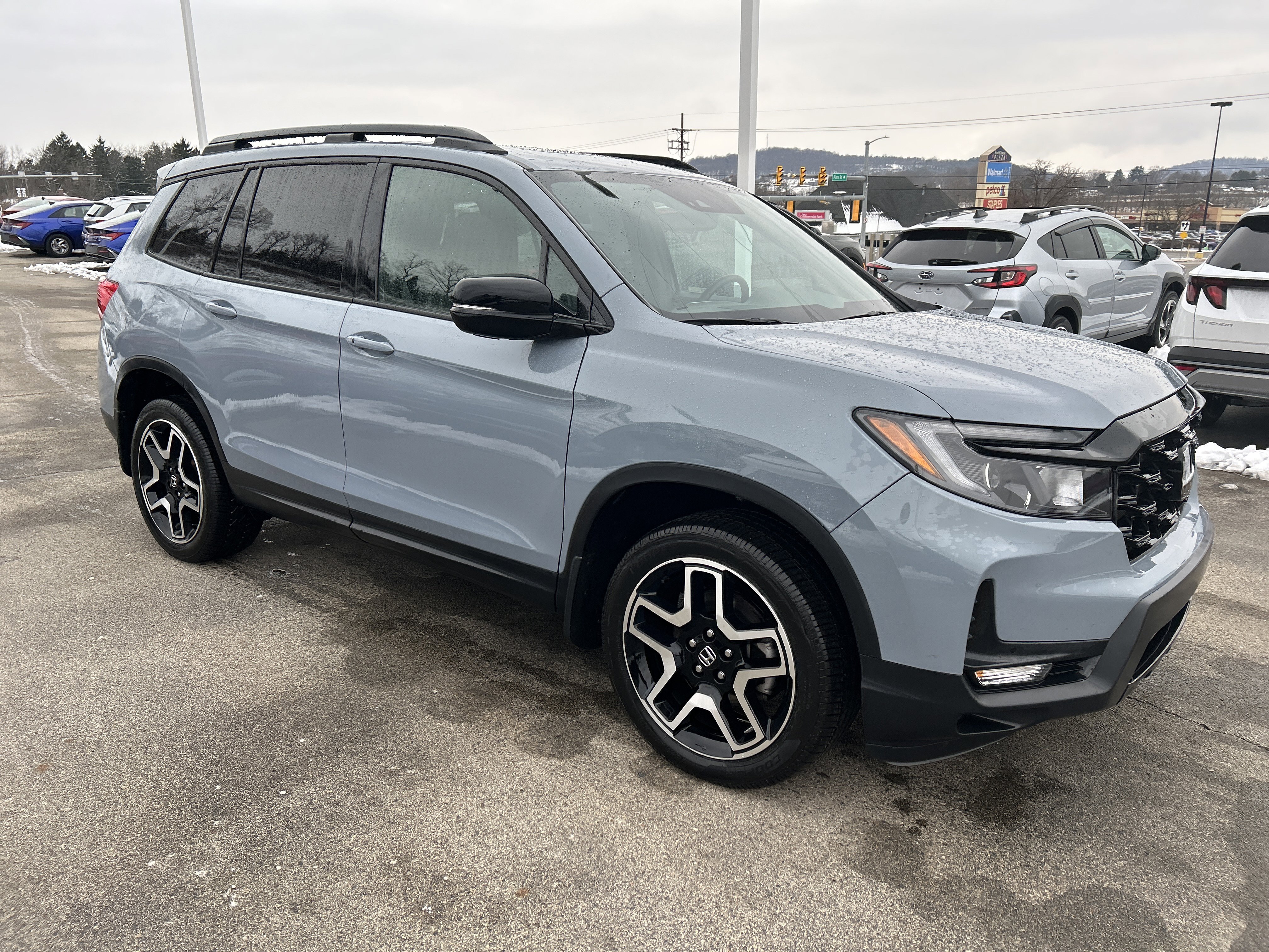 2023 Honda Passport Elite's photo