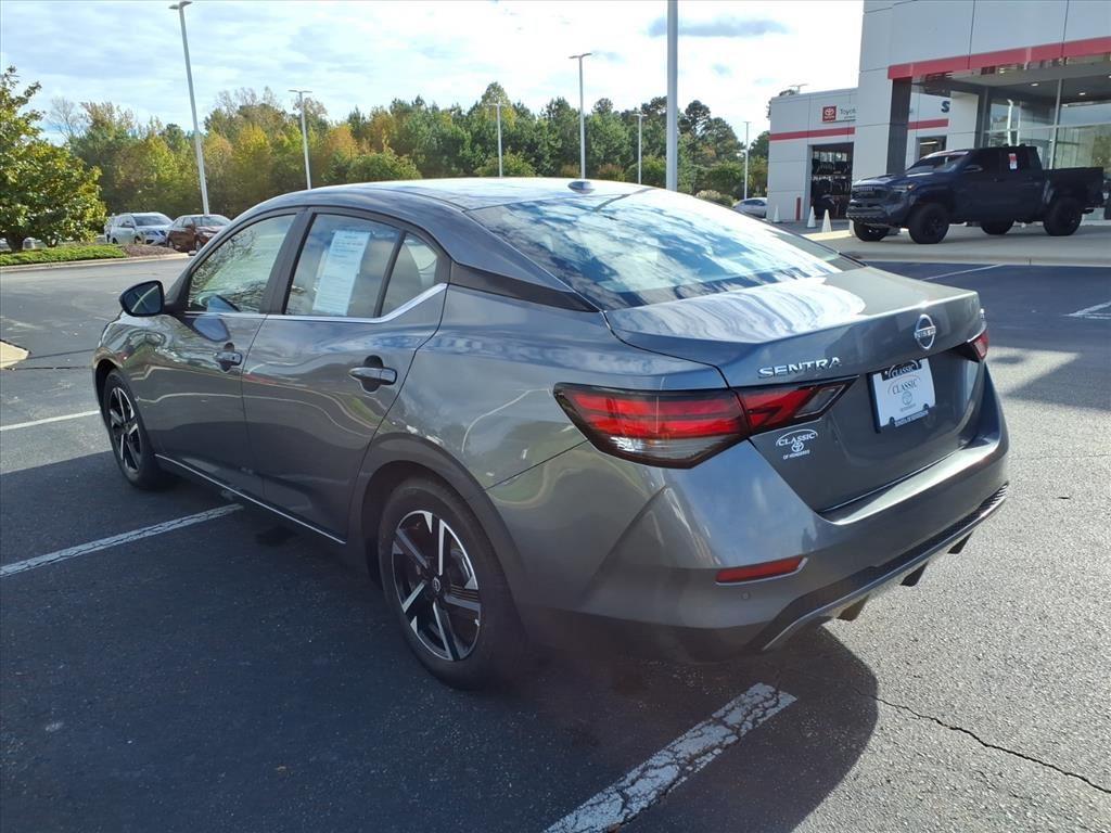 2024 Nissan Sentra SV photo 3