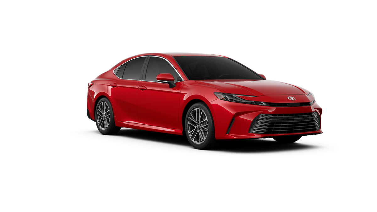 2025 Toyota Camry XLE photo 15