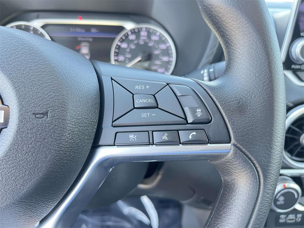 2025 Nissan Sentra SV photo 16