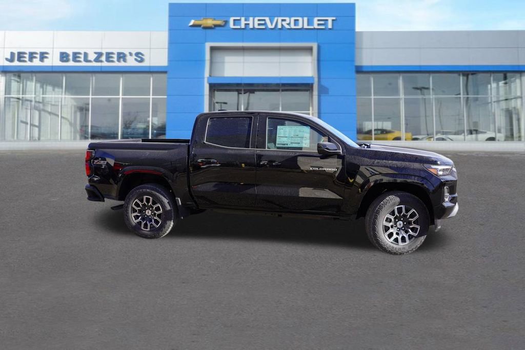 2026 Chevrolet Colorado Z71 photo 2