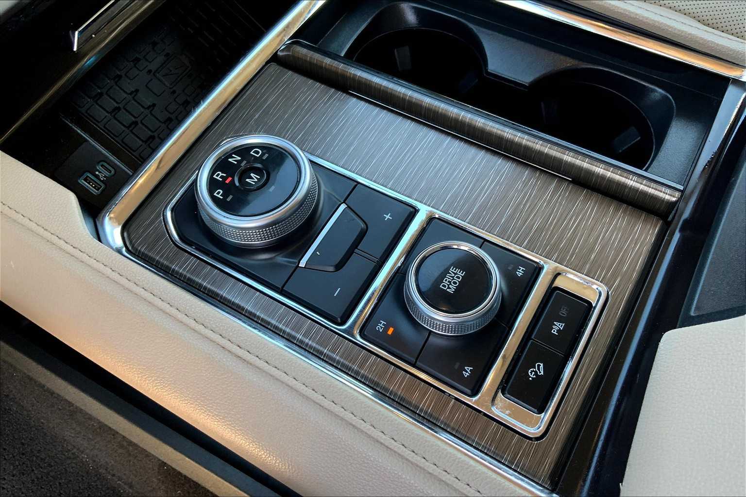 2023 Ford Expedition MAX Limited photo 31