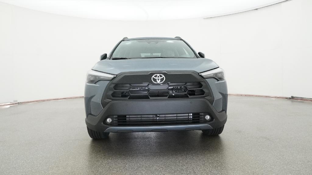 2026 Toyota Corolla Cross XLE photo 3