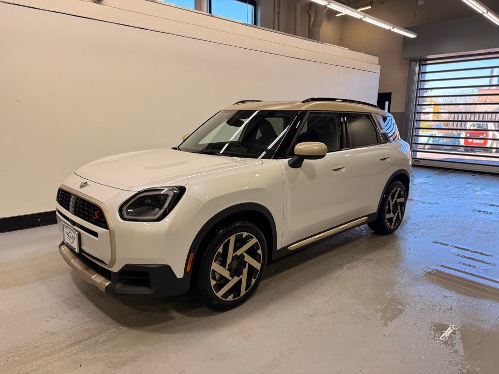 2026 MINI Countryman S's photo