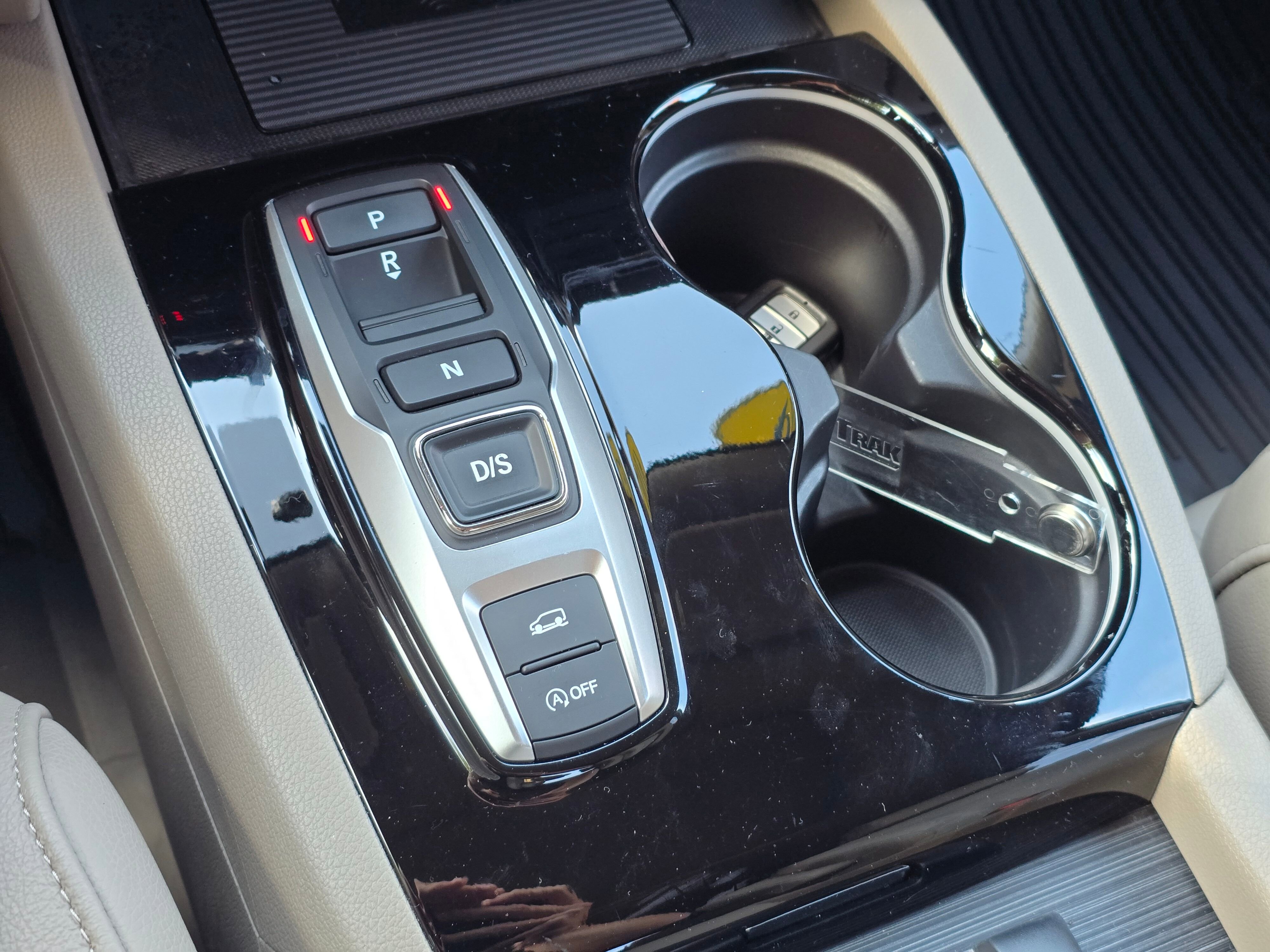2019 Honda Pilot Elite photo 9