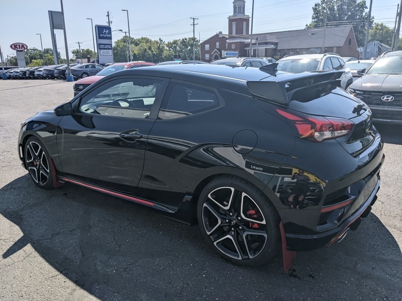 2020 Hyundai Veloster N photo 4