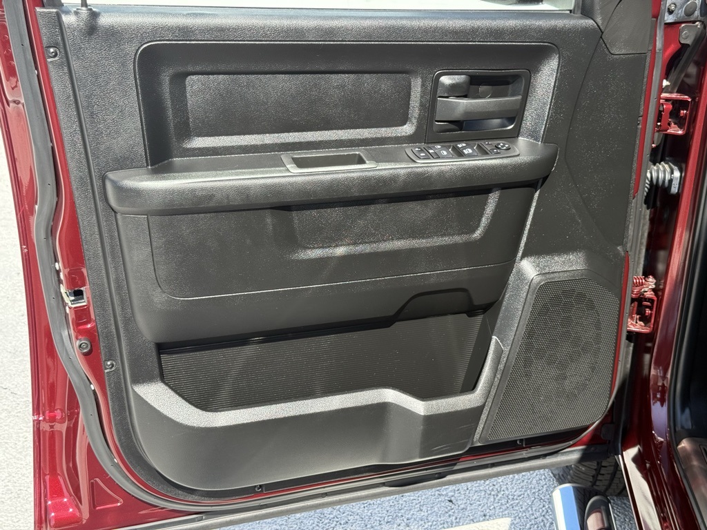 2022 Ram 1500 Classic Tradesman photo 13