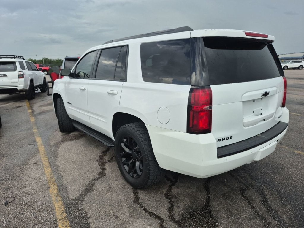 2018 Chevrolet Tahoe Premier photo 3