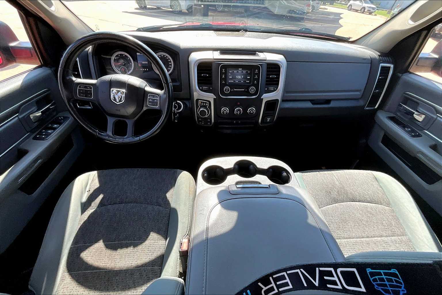2015 Ram 1500 Big Horn photo 13
