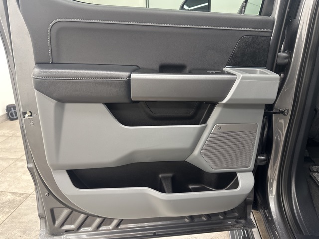 2025 Ford F-250 XLT photo 30