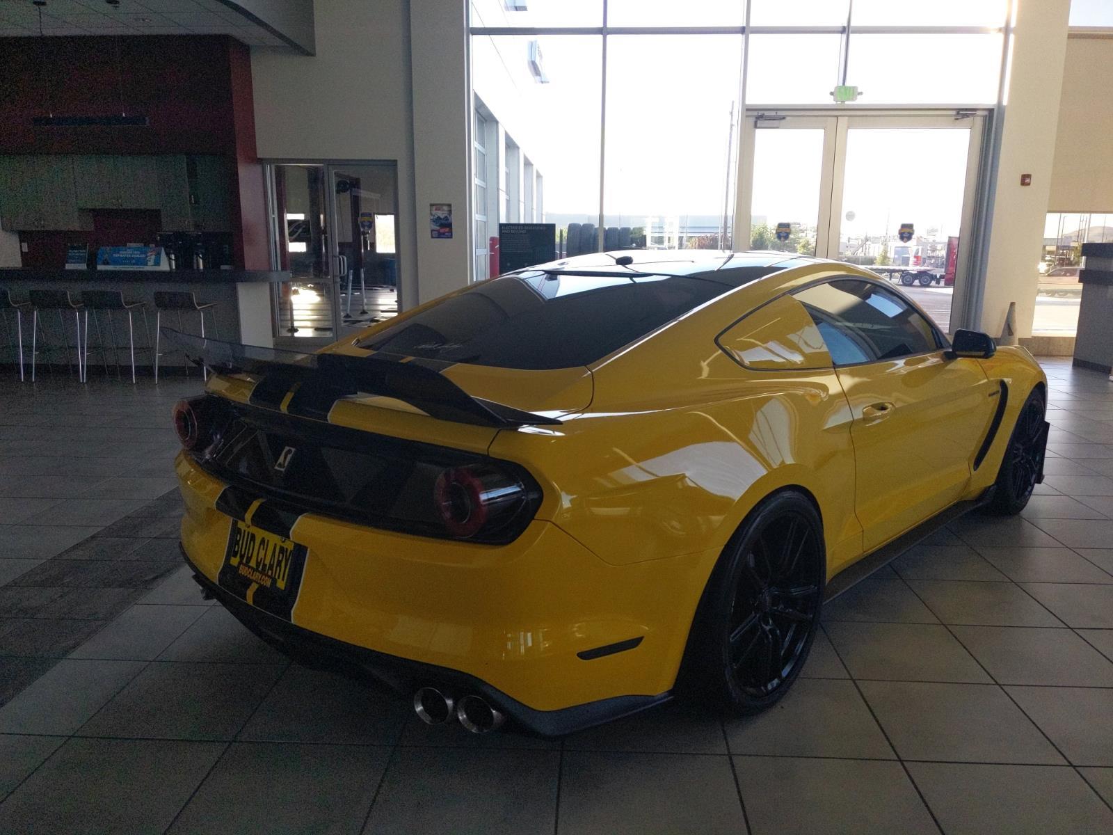 2016 Ford Mustang Shelby GT350 photo 4