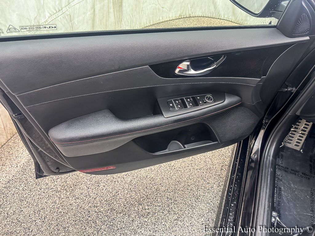 2023 KIA FORTE - Image 20