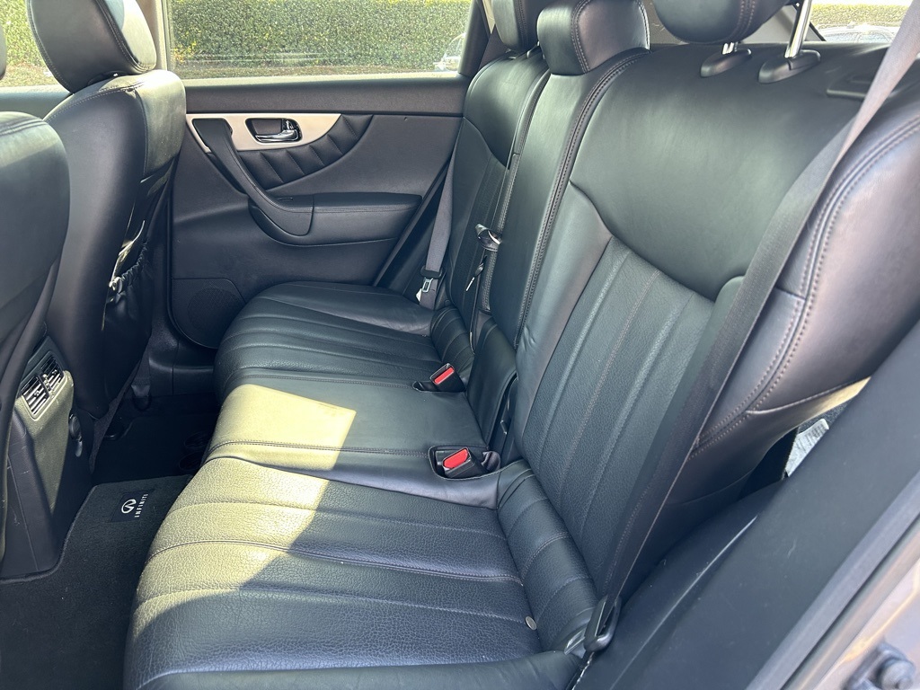 2013 Infiniti FX37 Base photo 25