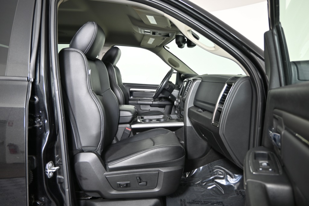 2017 Ram 1500 Sport photo 14