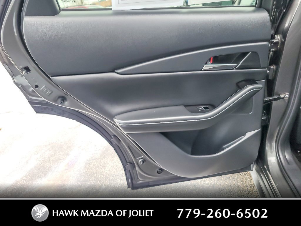 2025 MAZDA CX-30 - Image 17