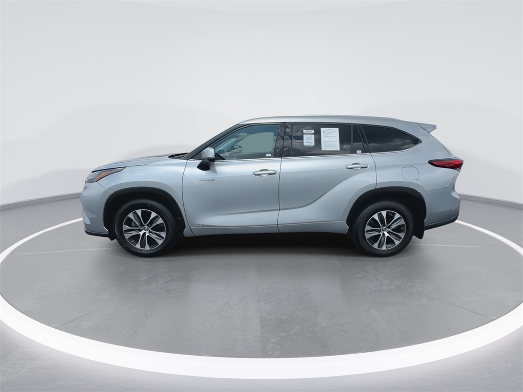 2021 Toyota Highlander Hybrid XLE photo 5