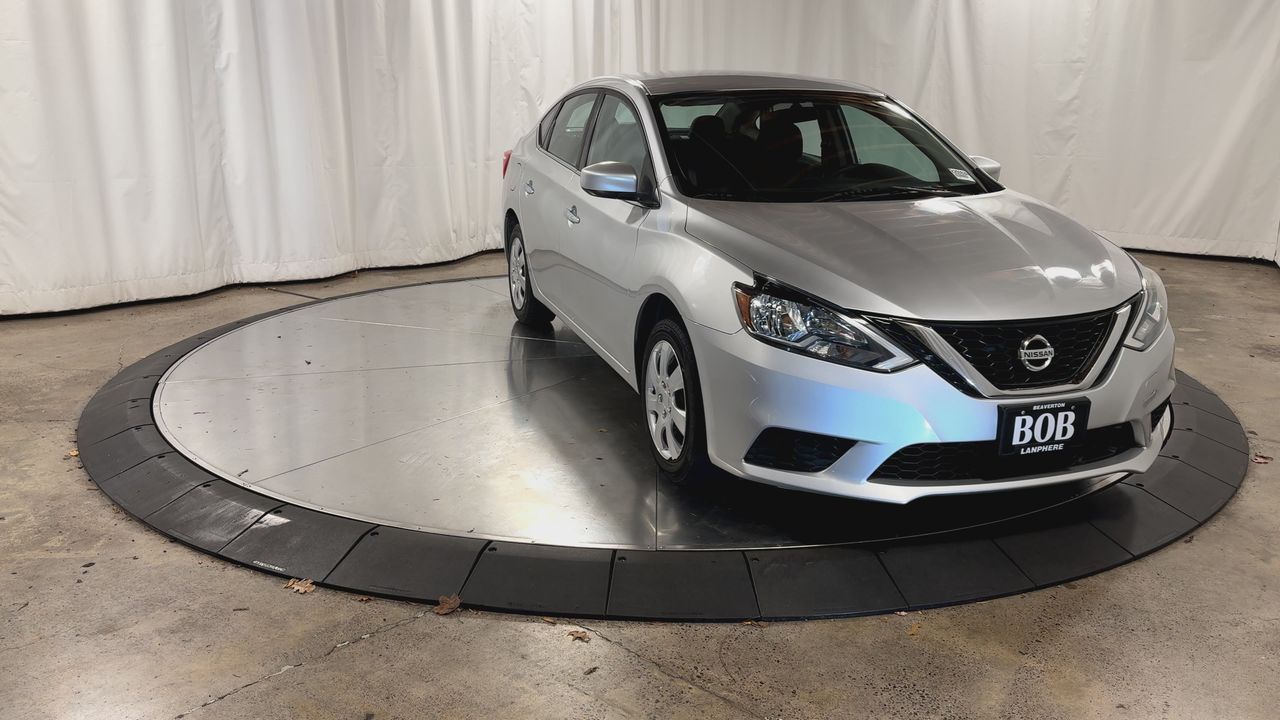 2018 Nissan Sentra S photo 3