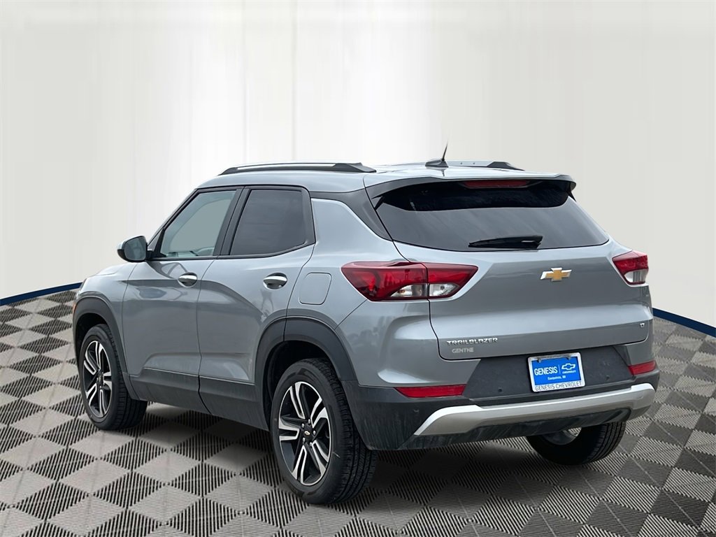 2025 Chevrolet Trailblazer LT photo 4