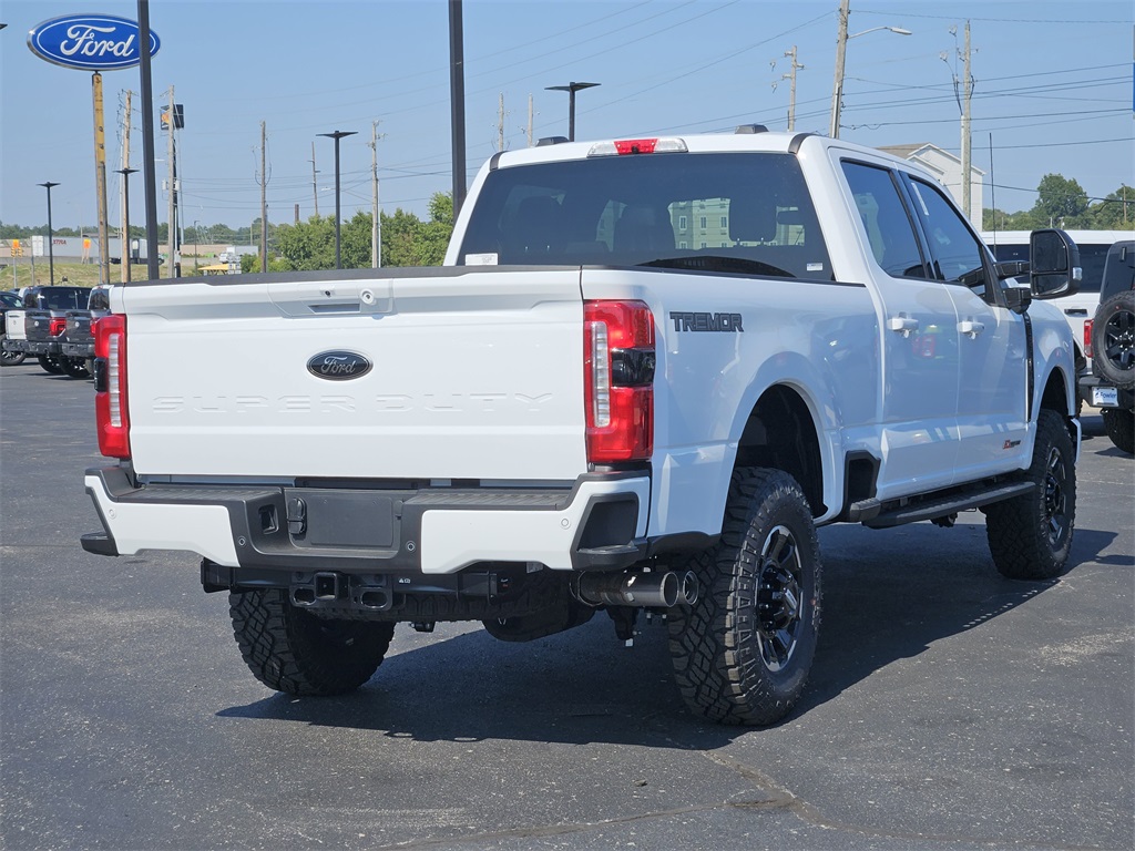 2025 Ford F-250 Lariat photo 4