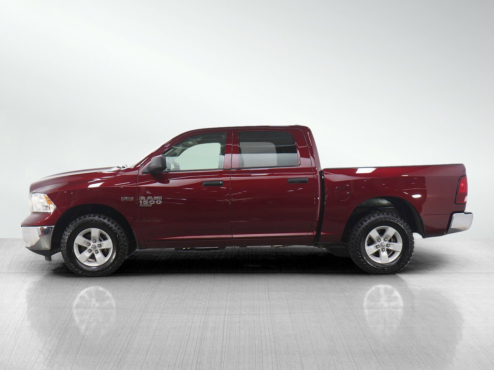 Used 2022 RAM Ram 1500 Classic SLT with VIN 1C6RR7LT4NS248119 for sale in Hopkins, Minnesota