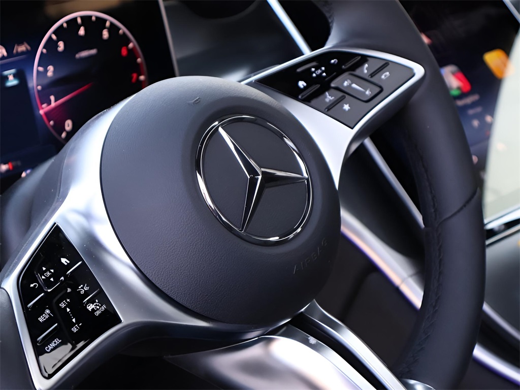 2025 Mercedes Benz GLC 300 4MATIC photo 24
