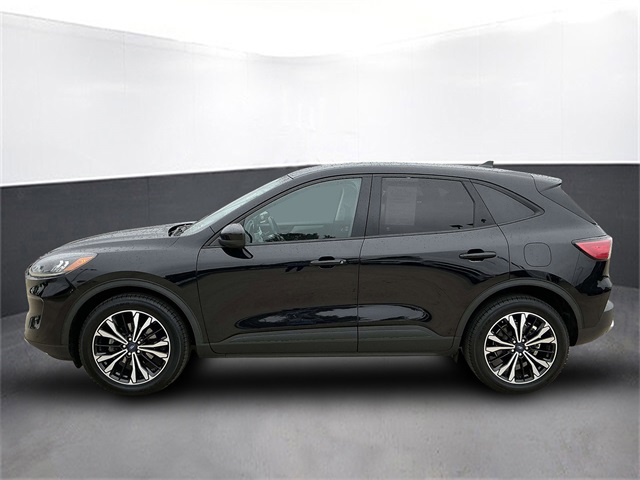 Used 2022 Ford Escape SE with VIN 1FMCU9G61NUA07325 for sale in Kansas City