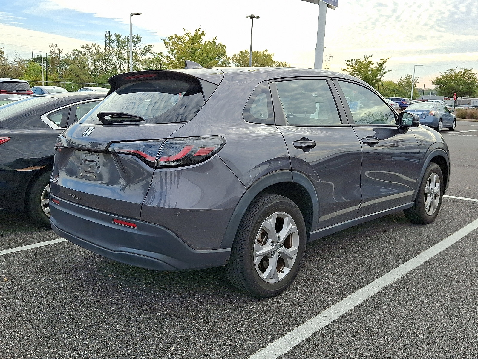 2023 Honda HR-V LX photo 3