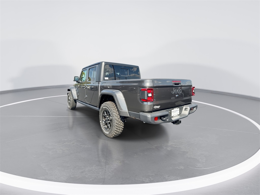 2025 Jeep Gladiator Willys photo 6