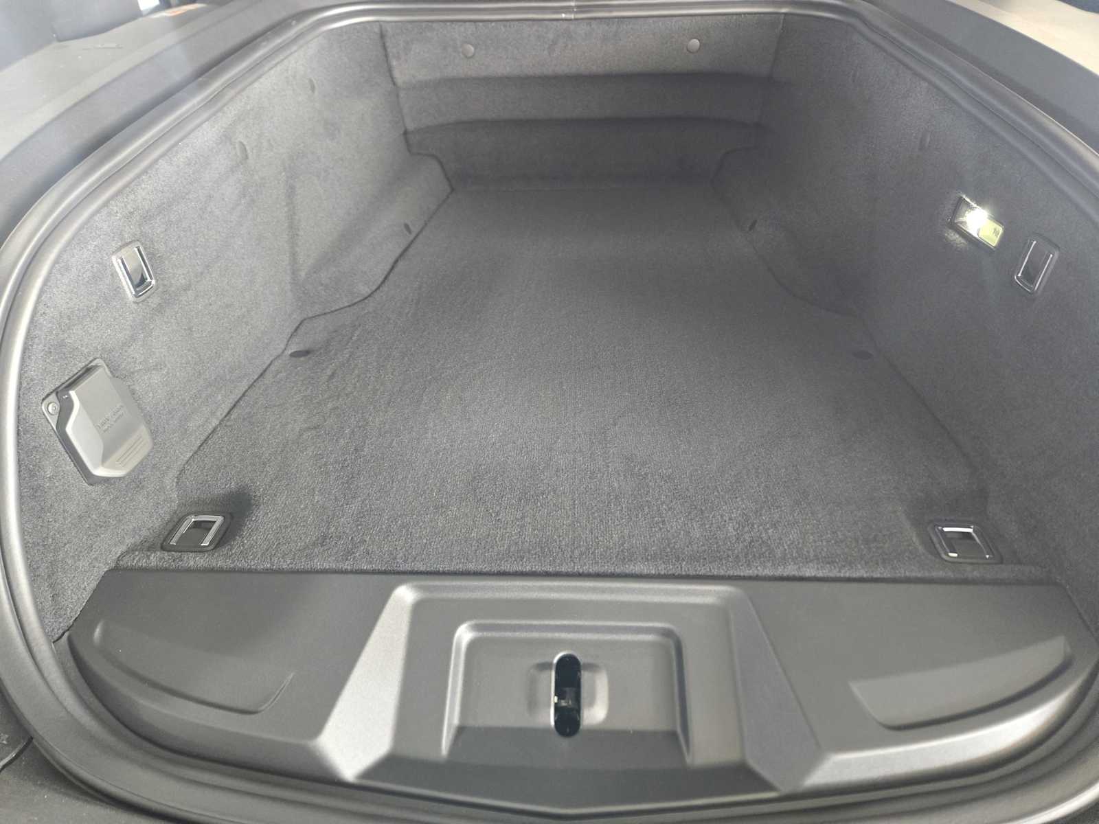 2026 Cadillac Escalade IQ Sport photo 18