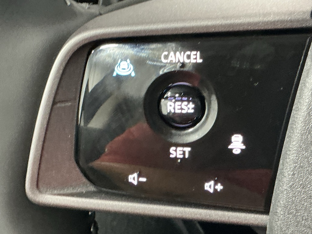 2025 Nissan Murano SV photo 3