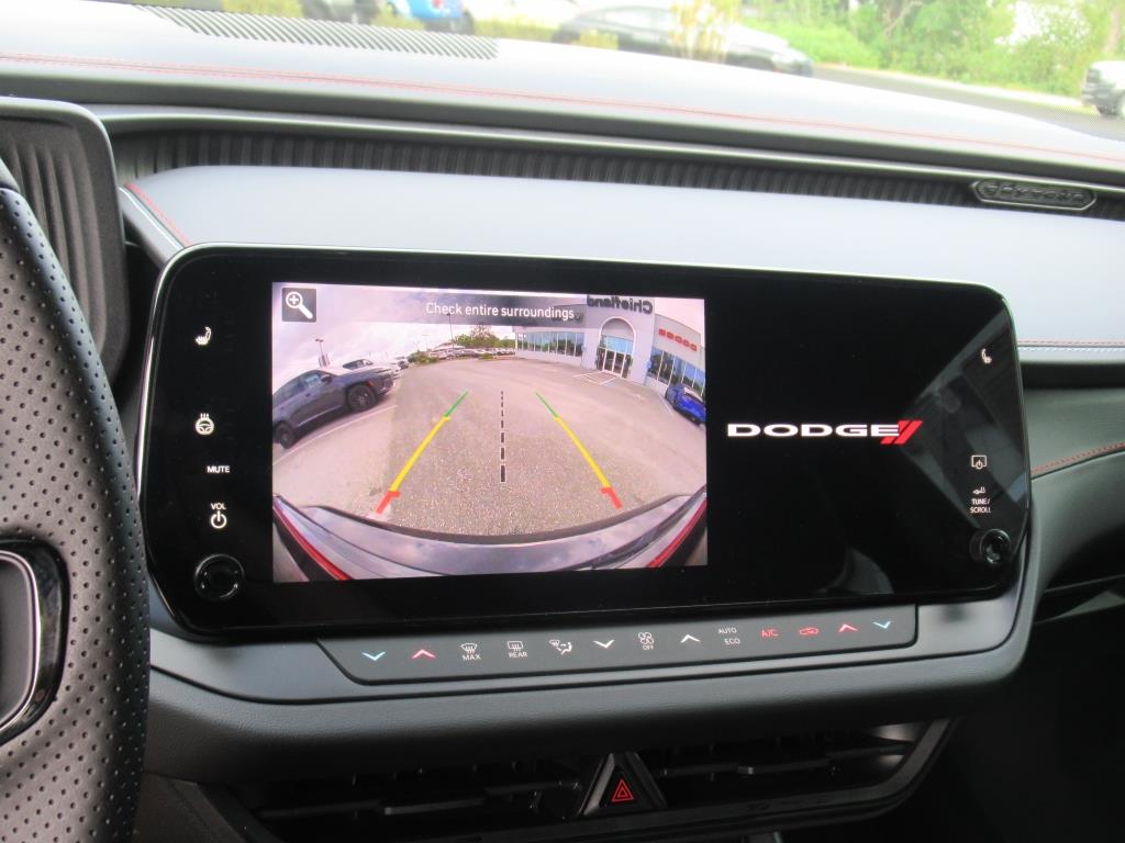 2025 Dodge Charger R/T photo 18