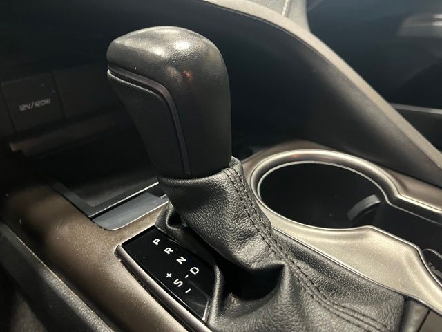 2023 Toyota Camry SE photo 22
