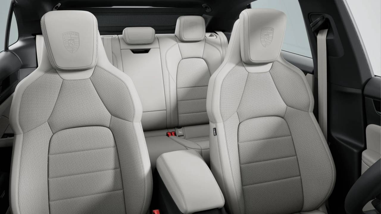 2026 Porsche Macan Electric photo 2