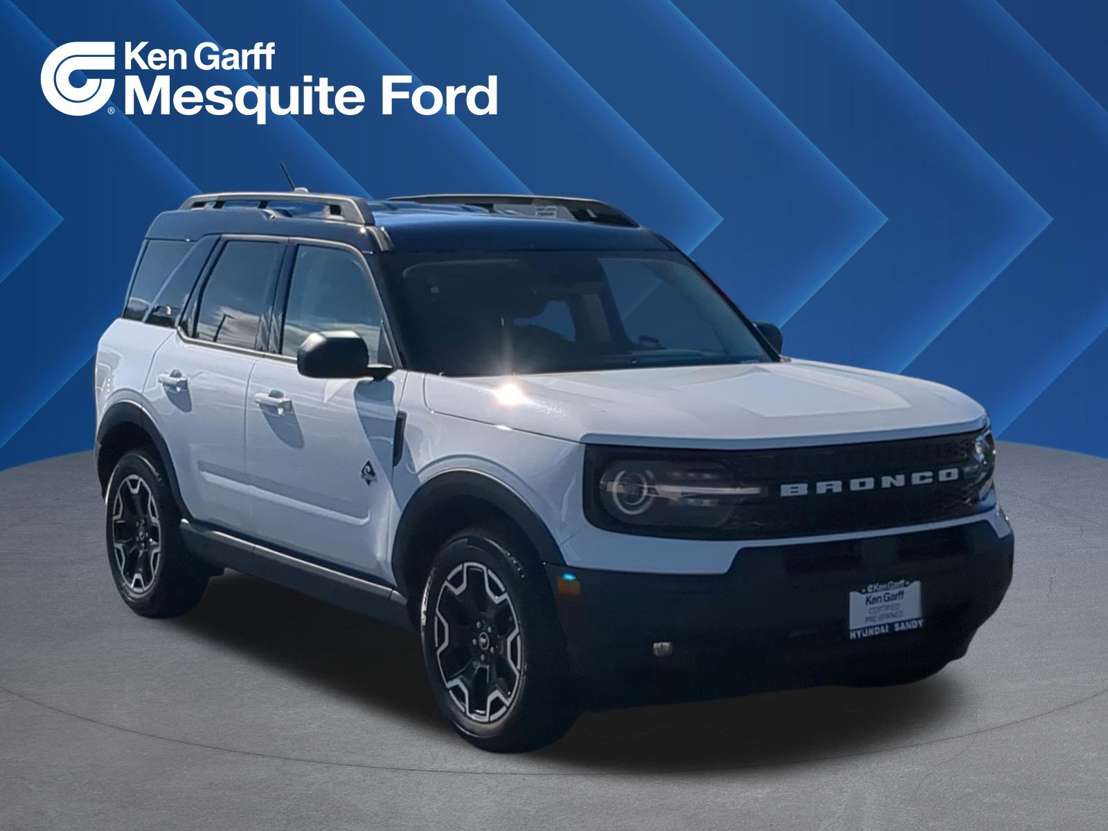 2025 Ford Bronco Sport Outer Banks's photo