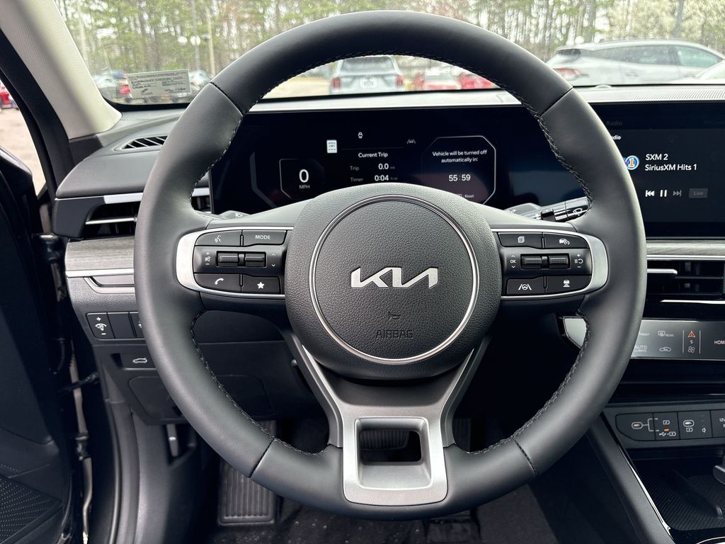 2025 Kia K5 EX photo 16
