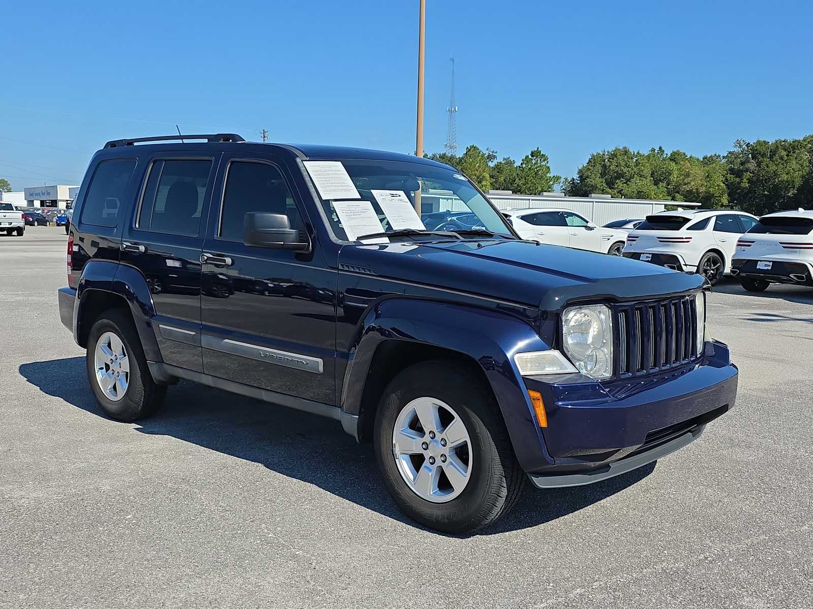 2012 Jeep Liberty Sport photo 2