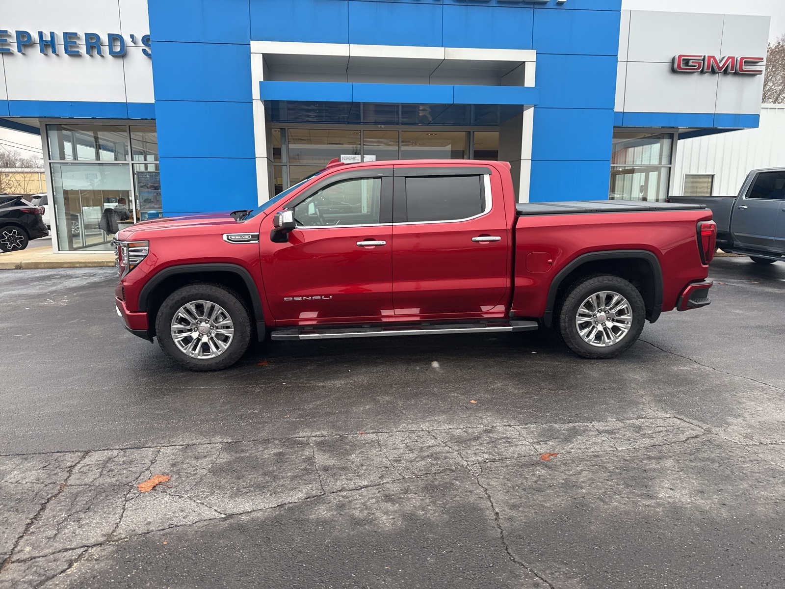 2022 Gmc Sierra 1500 Denali photo 2
