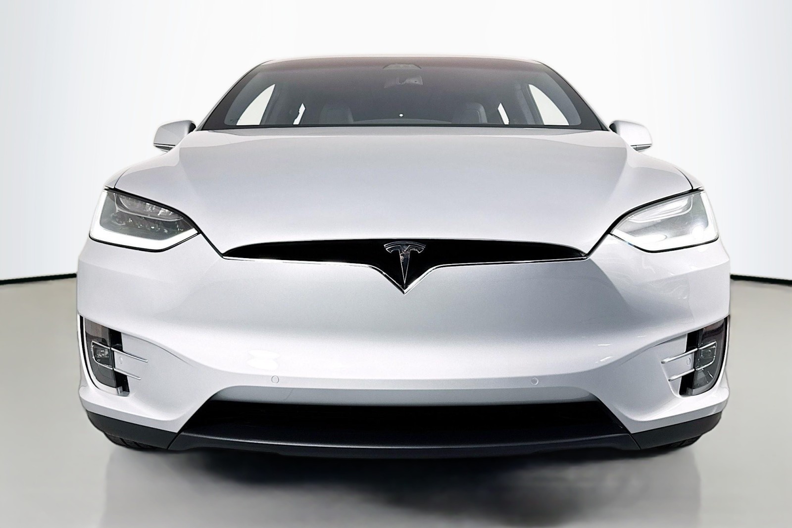 Used 2018 Tesla Model X 75D with VIN 5YJXCBE20JF139897 for sale in Ontario, CA