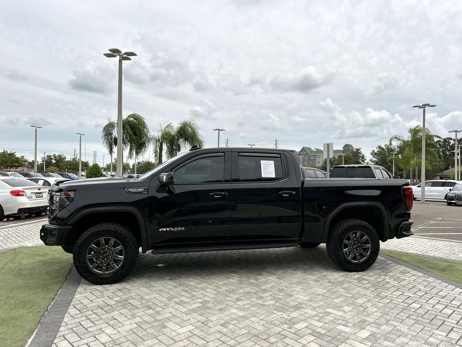 2024 Gmc Sierra 1500 AT4X photo 3