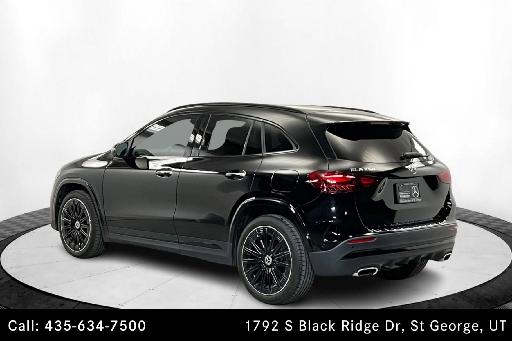 2025 Mercedes Benz GLA 250 photo 3