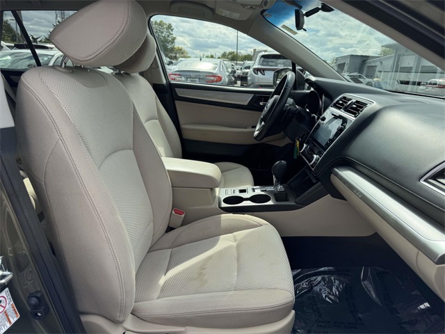 2018 Subaru Outback 2.5i Premium photo 14