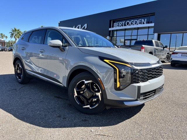 2026 Kia Sportage EX's photo