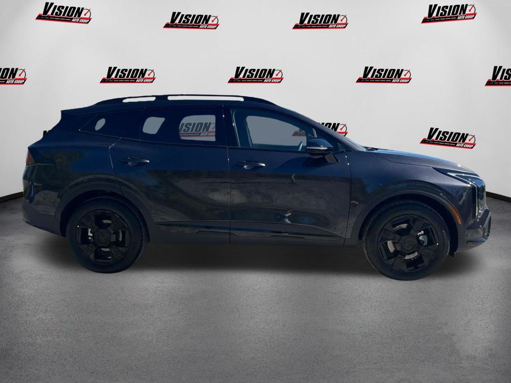 2026 Kia Sportage X-Line photo 2