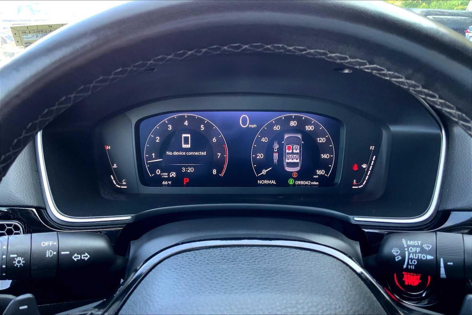 2024 Honda Civic Touring photo 24