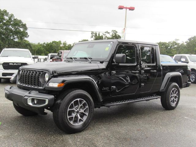 2024 Jeep Gladiator Sport S photo 3
