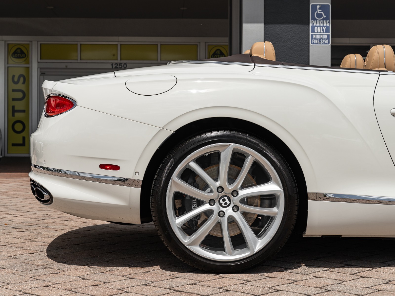 2020 Bentley Continental GTC GT V8 photo 26